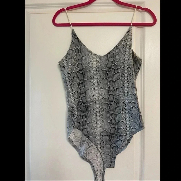 NWOT Gaze - Grey Bodysuit - M - Picture 1 of 3